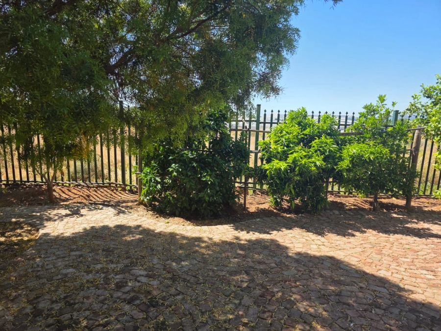  Bedroom Property for Sale in West Bank Western Cape